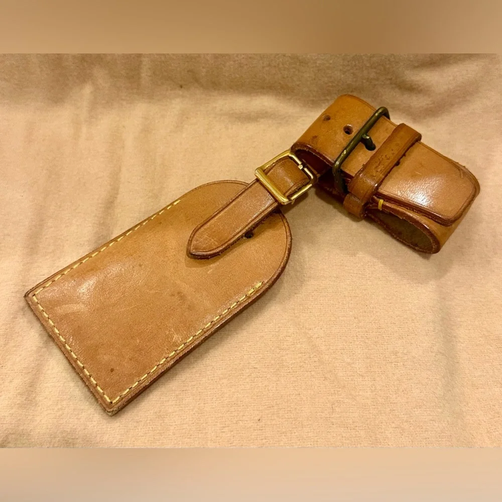 Louis Vuitton Vachetta Luggage Tag And Poignet Set - Picture 2 of 2